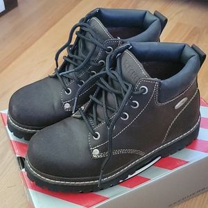 Like new Skechers heavy duty boots